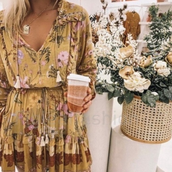 Bohemian Pink Floral Print Ruffle Sleeve Mini Dress - Picture 4 of 12